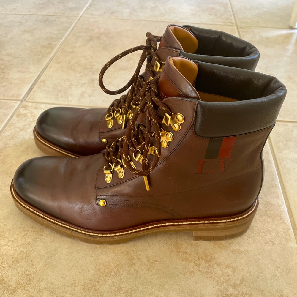 Louis Vuitton Men’s Brown Boot - Size 11